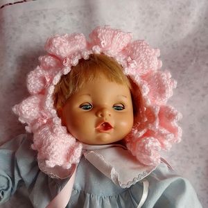 handmade crochet pink baby bonnet hat. very soft.